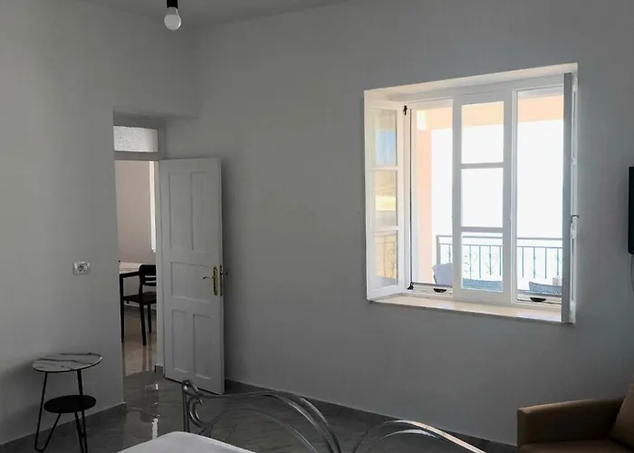 Petra Mare דירה *