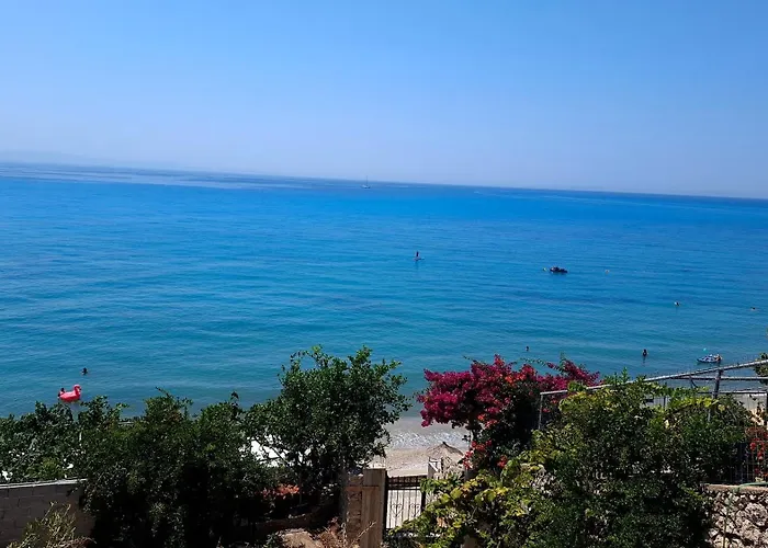 Petra Mare דירה *